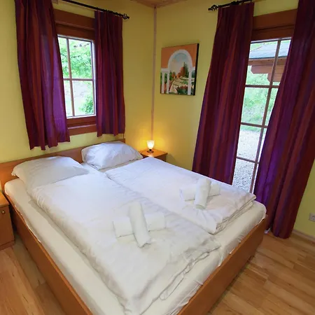 Holiday home Wooden Near Brunssummerheide *
